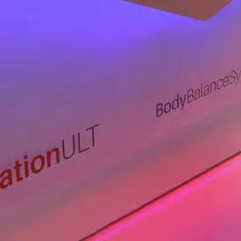 Detail of control panel and hinge on OvationULT red light therapy bed – ovation red light therapy – RecovAthlete