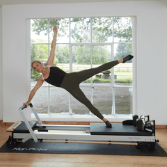 C8-Pro reformer standing platform and foot bar detail