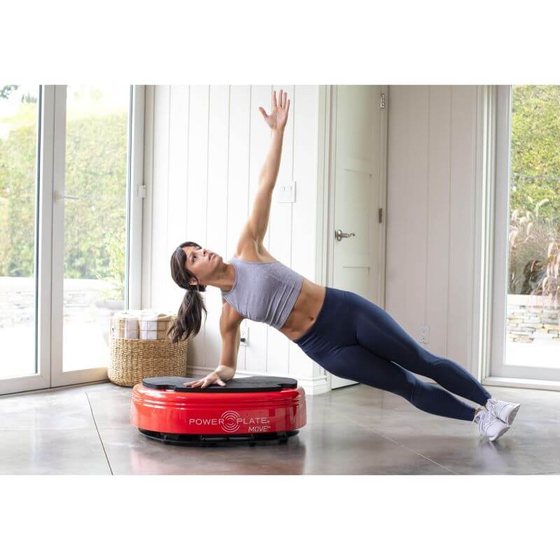 Power Plate MOVE side plank exercise