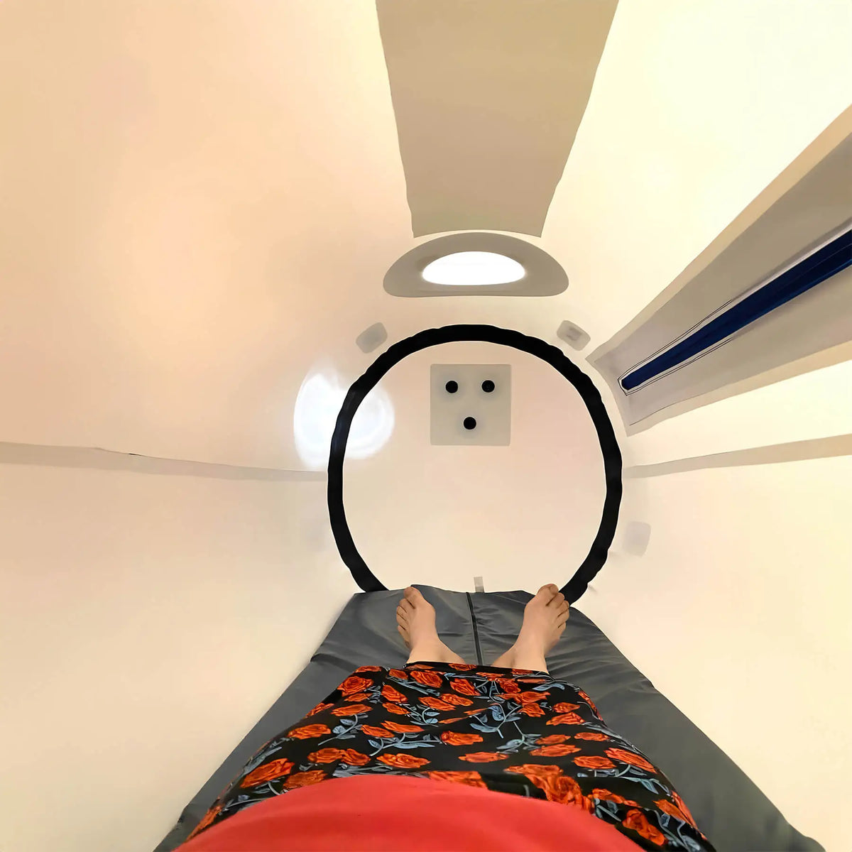 Newtowne Hyperbarics C4-34 Hyperbaric Chamber, view 12, RecovAthlete