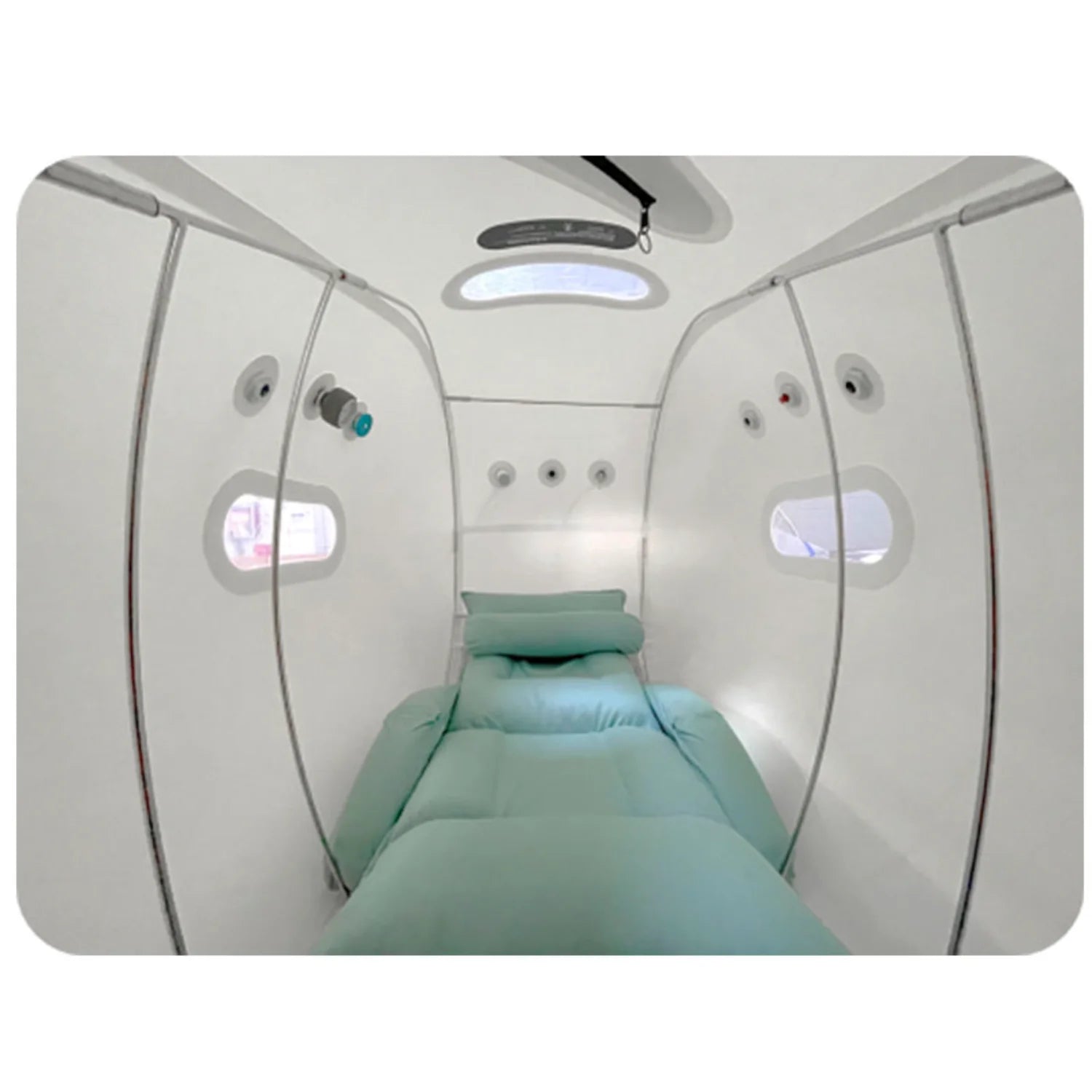 inside view of oxyrevo forward 90 sitting chamber