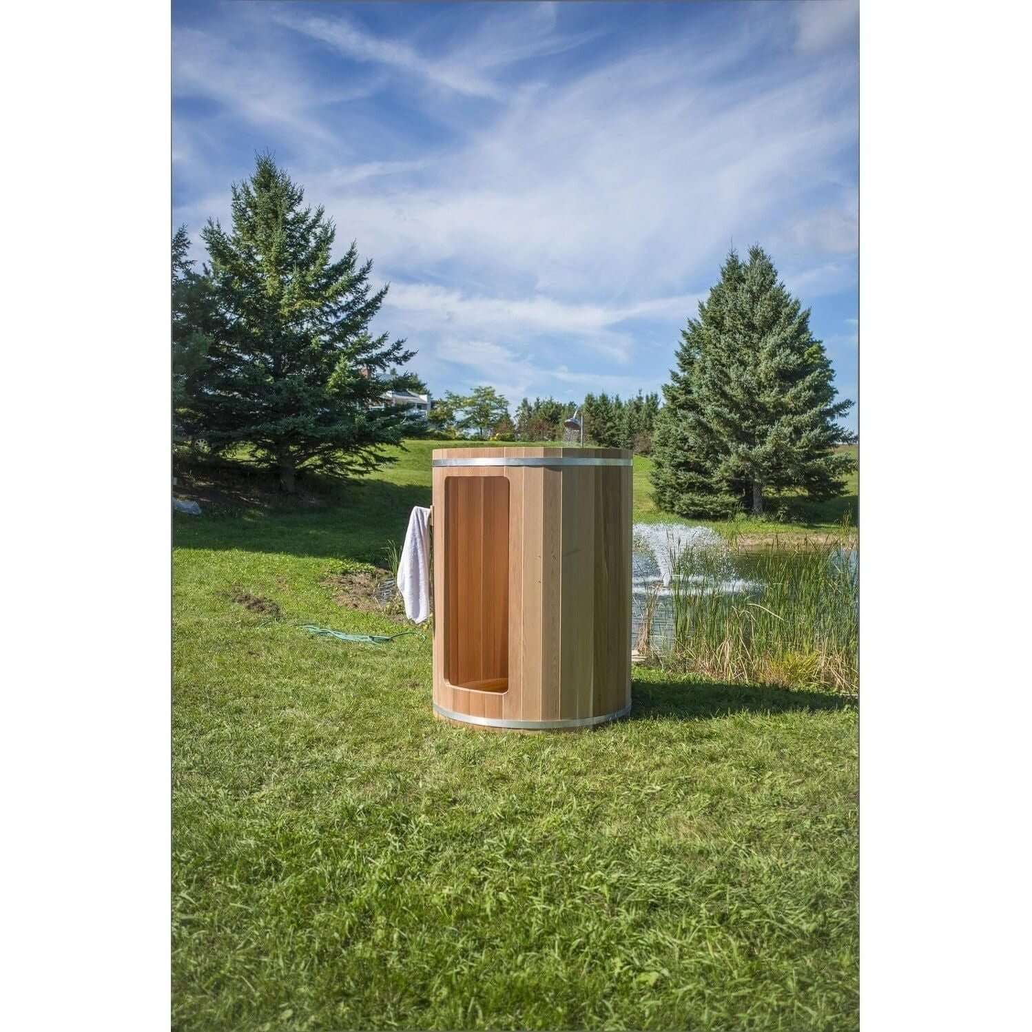 Dundalk Leisurecraft Rainbow Outdoor Shower Knotty/Clear Red Cedar - Select Saunas