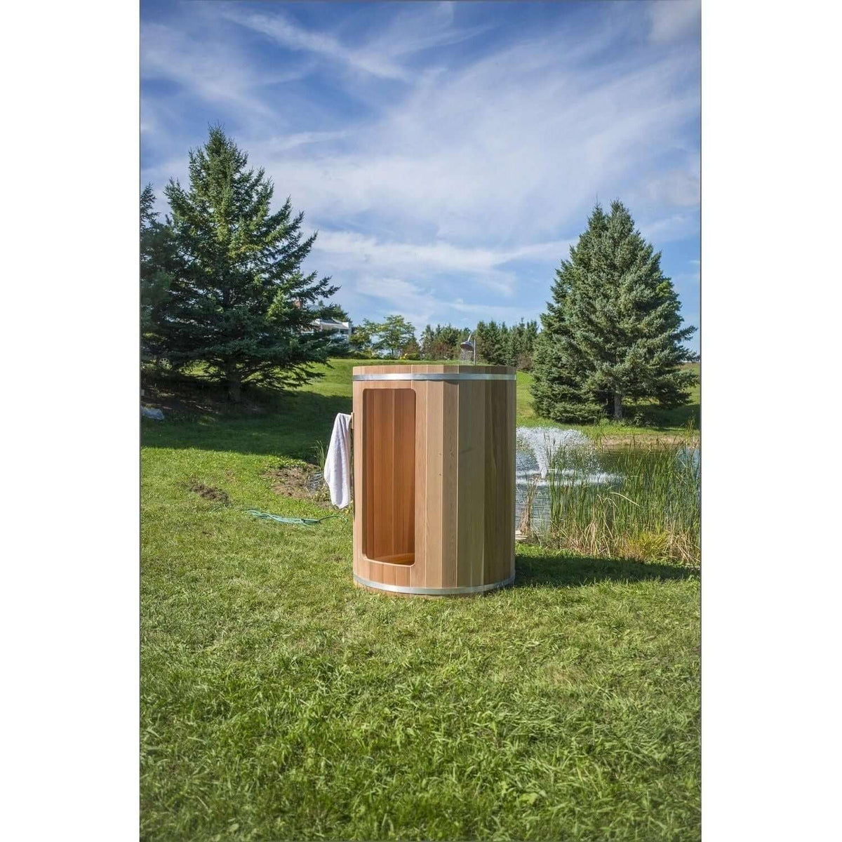 Leisurecraft Rainbow Outdoor Shower Knotty/Clear Red Cedar