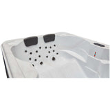 Luxury Spas Regal 4-person Luxury Hot Tub