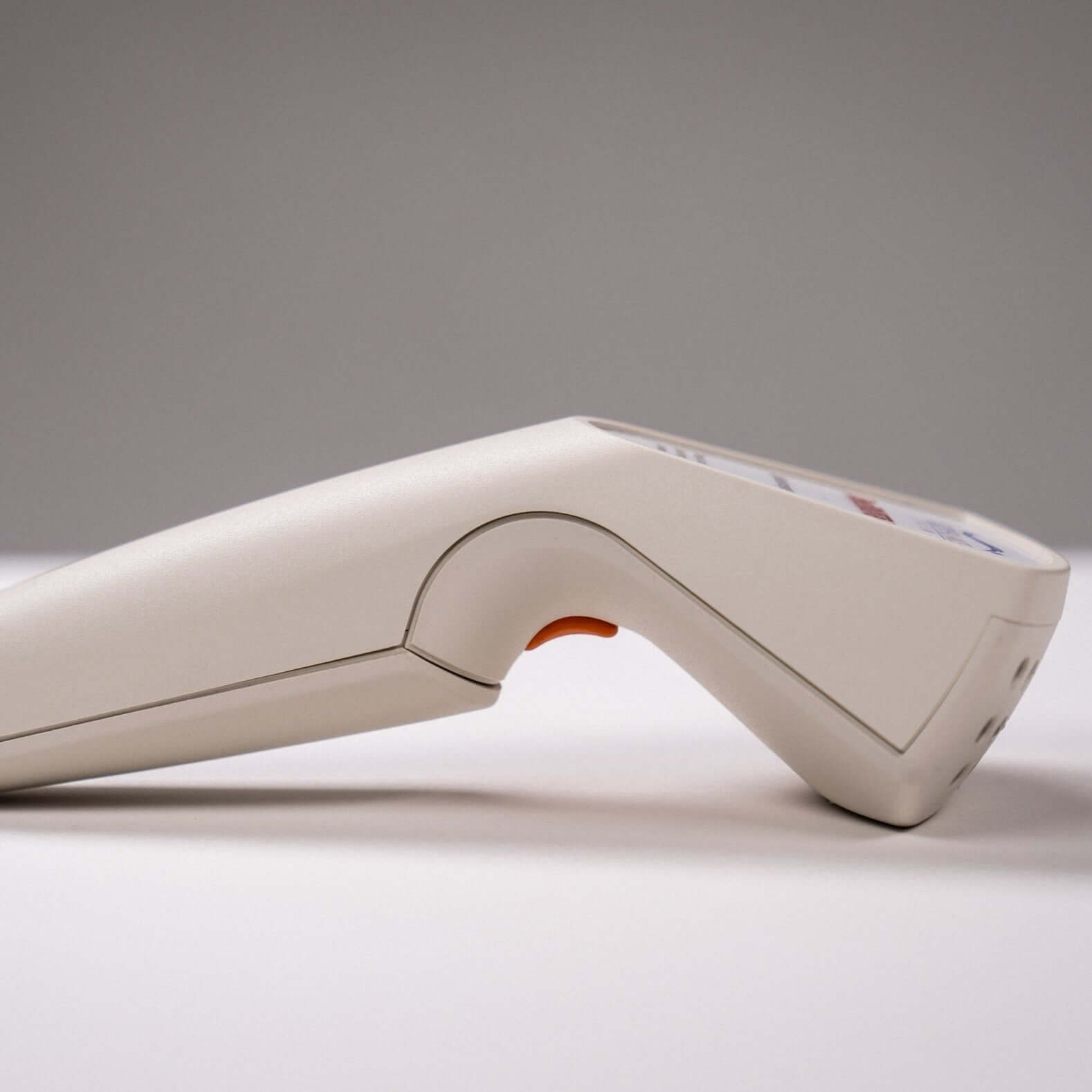 Body Balance System DeepWavePRO Red Light Therapy, view 2, RecovAthlete
