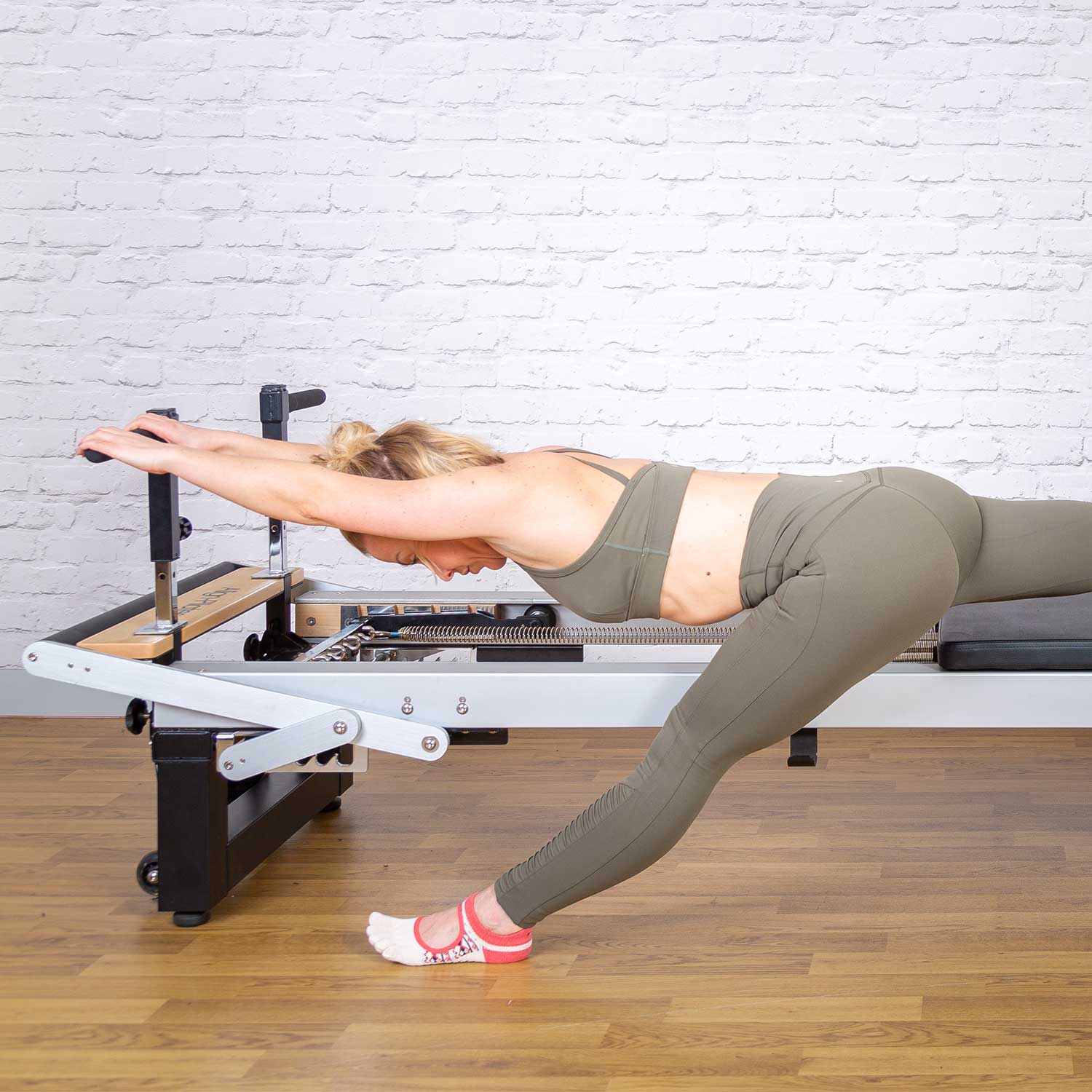 Align Pilates Planking Handles For Pilates Reformers, view 4, RecovAthlete