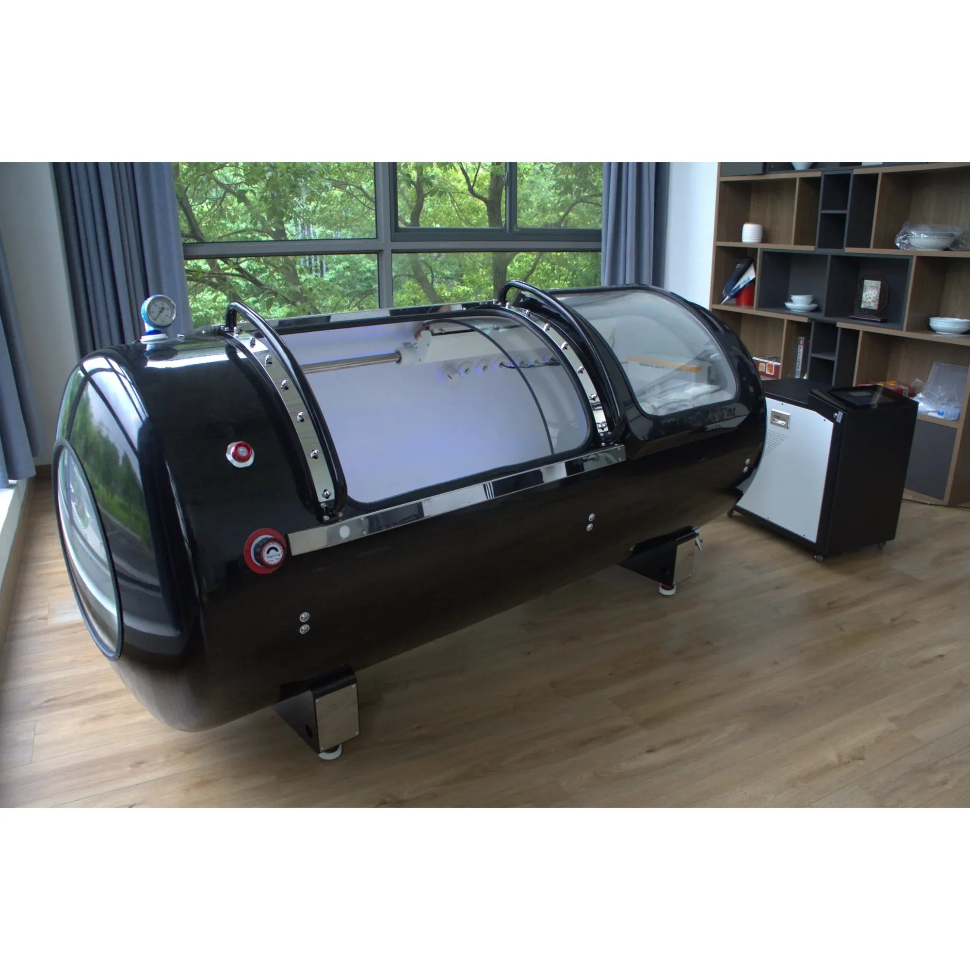 Macy-Pan HP2202-90 Diamond Hyperbaric Oxygen Therapy Chamber for enhanced recovery and well-being.
