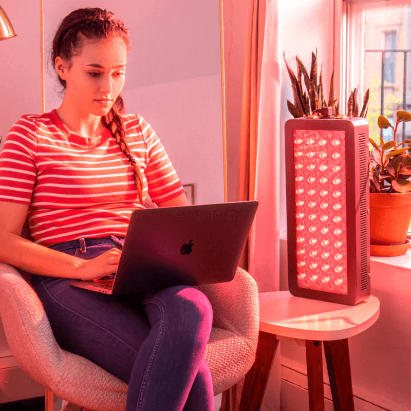 HG500 Red Light Therapy Panel, view 2, RecovAthlete
