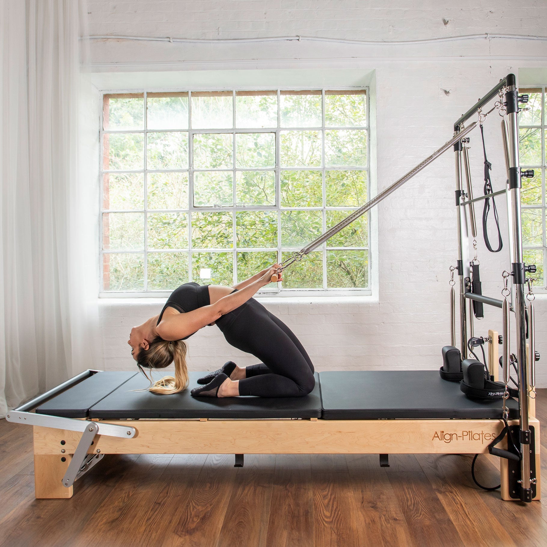 Align Pilates M8-Pro maple reformer with Half Cadillac, product view