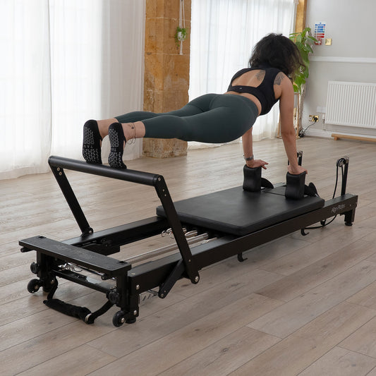Align Pilates C8-PRO Noir Reformer