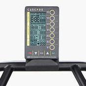  Large LCD console with interval programs – Cascade Ultra Runner Plus – RecovAthlete