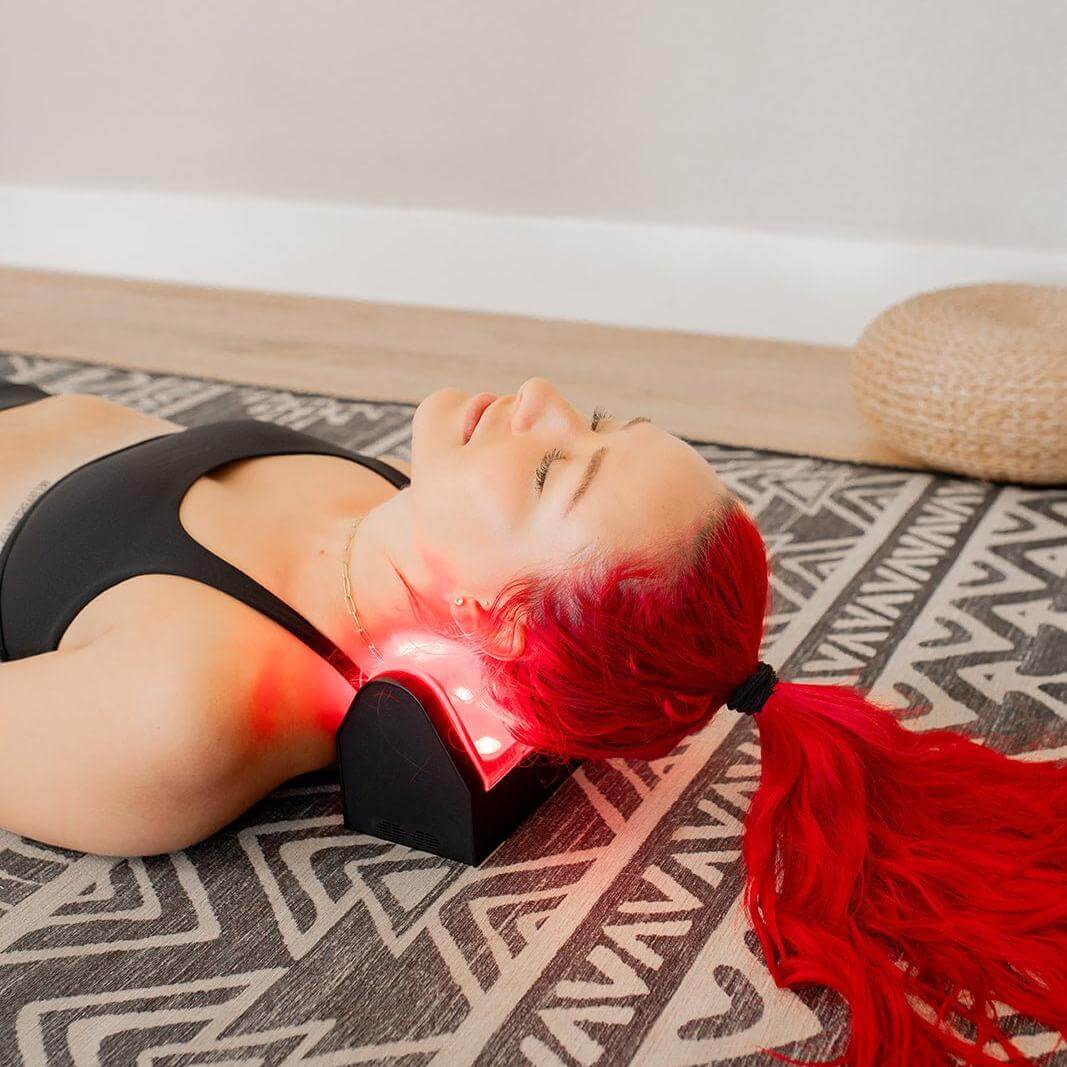 MitoCHIRO™ Neck Wedge | Red Light Therapy for Neck & Spine Health