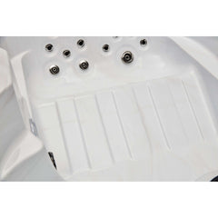 Luxury Spas Regal 4-person Luxury Hot Tub