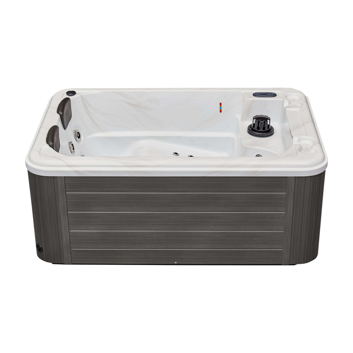 The RILEY 3-person Luxury Hot Tub